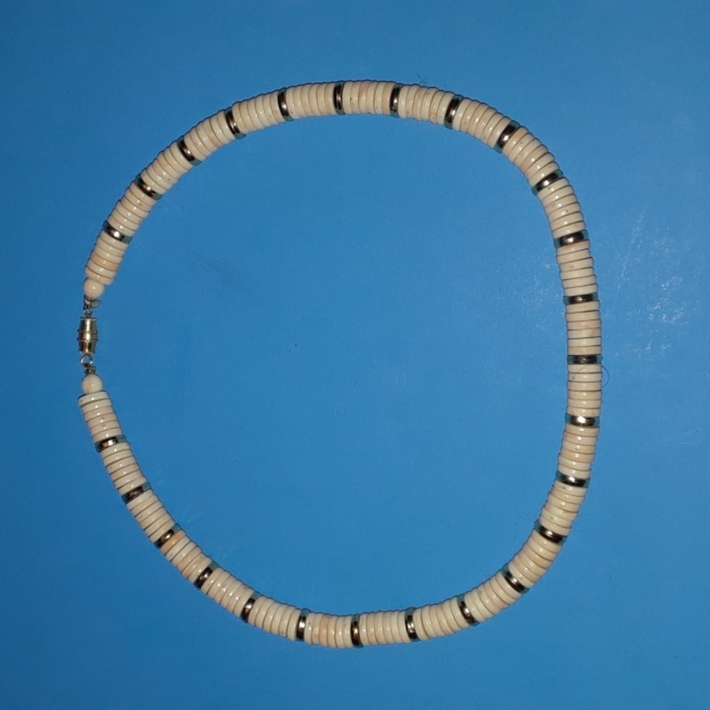 1980s Pukka Shell Choker with Gold Colored Beads